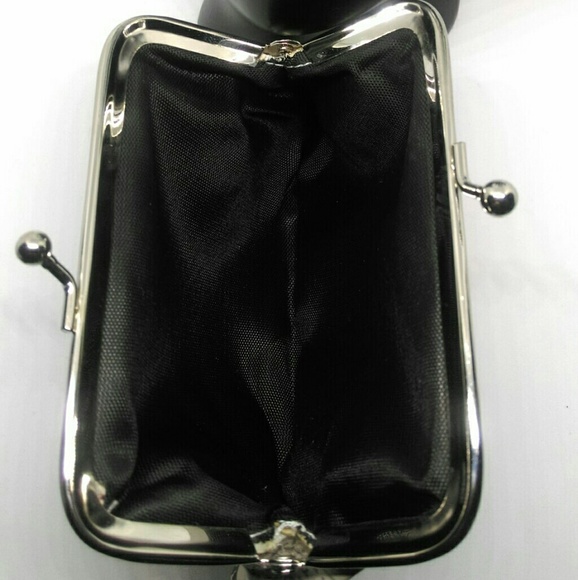 ● 2 / $15 ●  NWT PARIS COIN PURSE - Picture 3 of 3